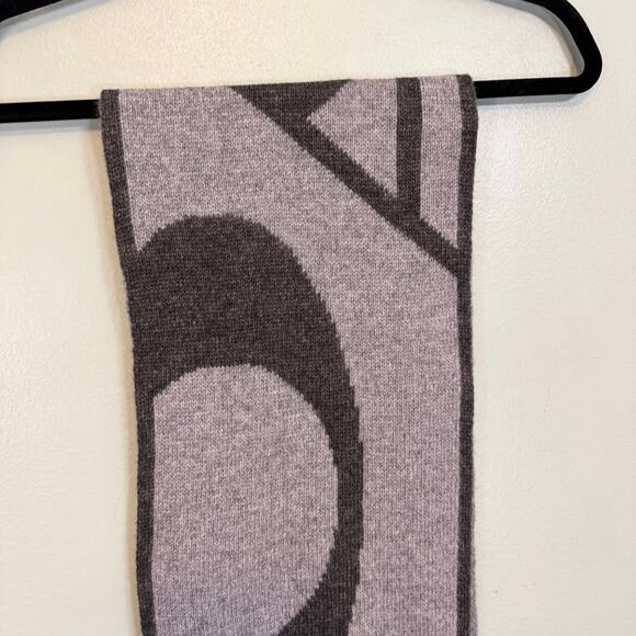 Coach Reversible Logo Signature Scarf 10X60" Gray Wool Cashmere Angora Rectangle - Picture 6 of 6